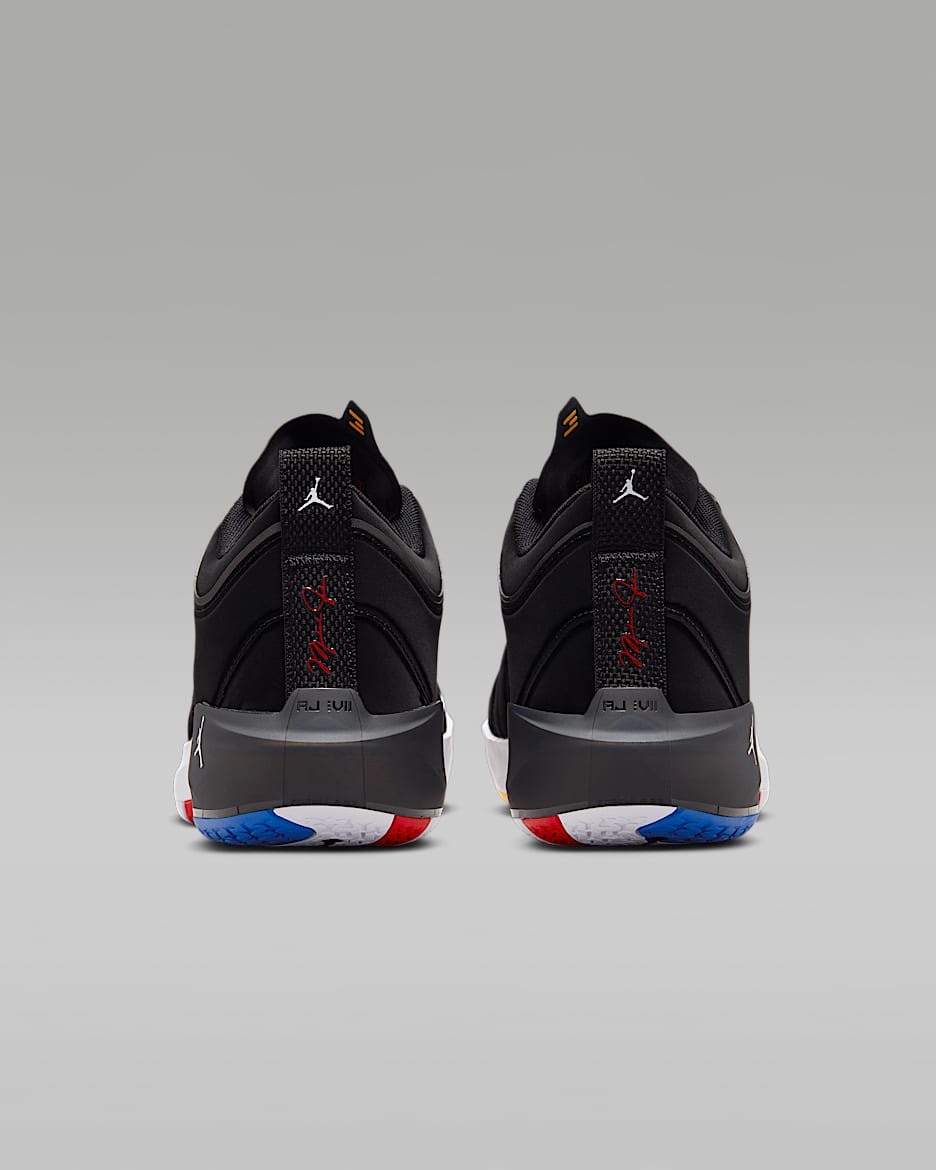 Jordan trainer prime black red clearance